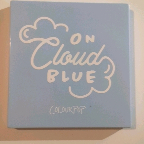 Eyeshadow palettes - Picture 1 of 4